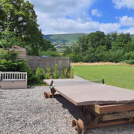 Luxury Railway Carriage With Stunning Views Apartment Hereford Exterior photo